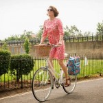 Kako da voziš bicikl u suknji, a da ne…