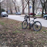 Pančevu nedostaju adekvatni i sigurni parkinzi za bicikle